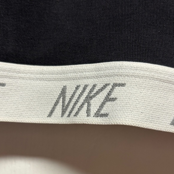 Nike Women's Black and White Sports Bra - Picture 2 of 8